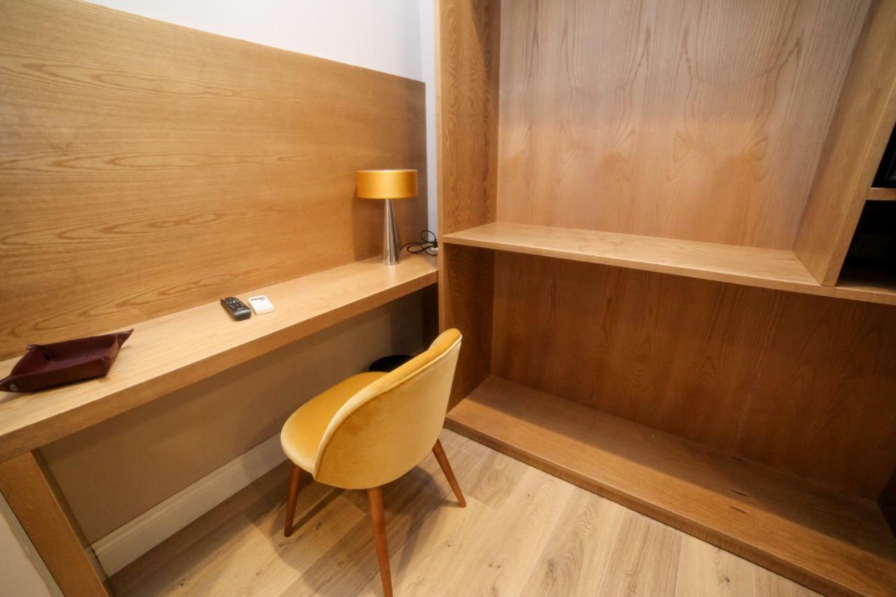 Toledo Relais Exclusive Rooms - By Pera Rooms Collection Nápoles Exterior foto