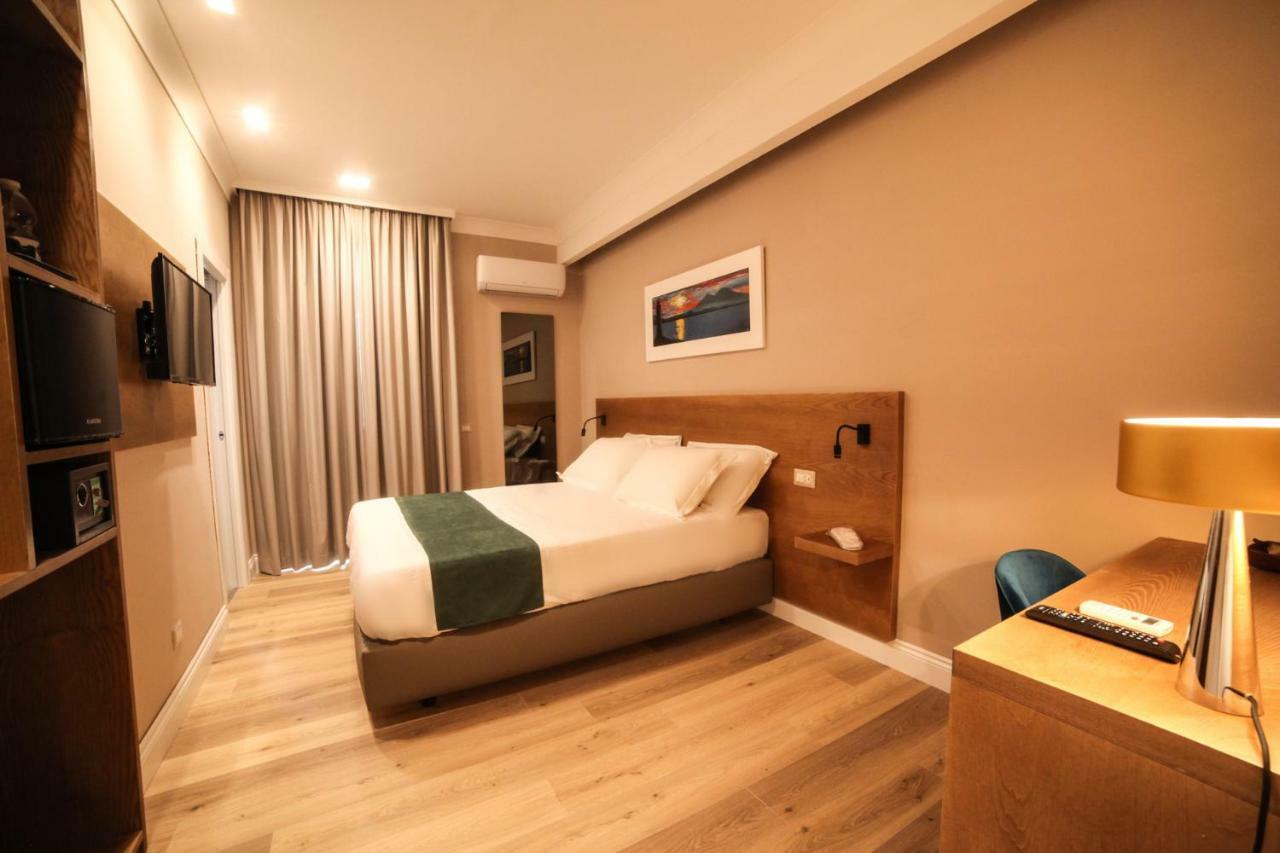 Toledo Relais Exclusive Rooms - By Pera Rooms Collection Nápoles Exterior foto