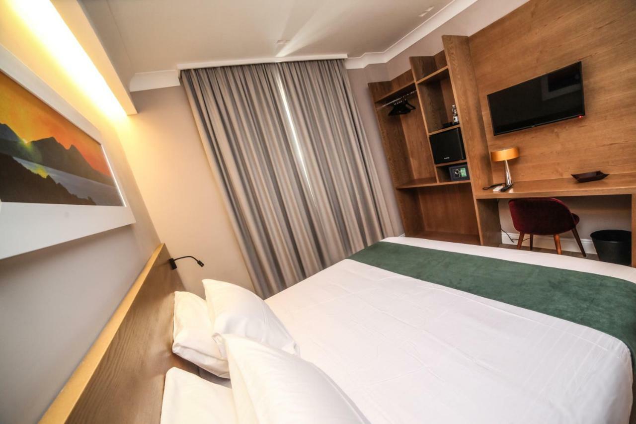 Toledo Relais Exclusive Rooms - By Pera Rooms Collection Nápoles Exterior foto