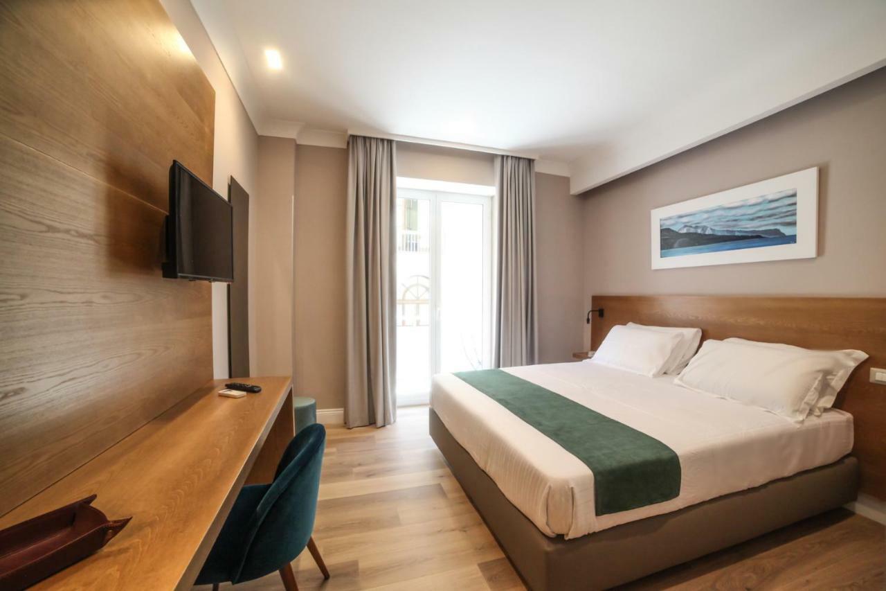 Toledo Relais Exclusive Rooms - By Pera Rooms Collection Nápoles Exterior foto